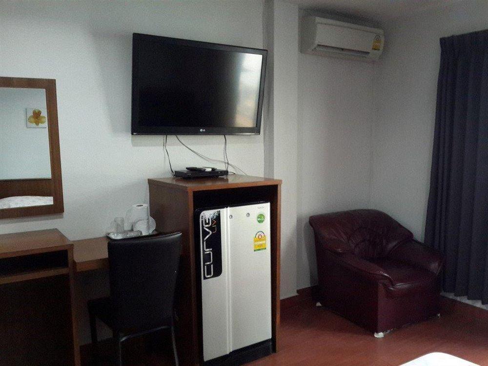 Orchid Inn Bangkok Buitenkant foto
